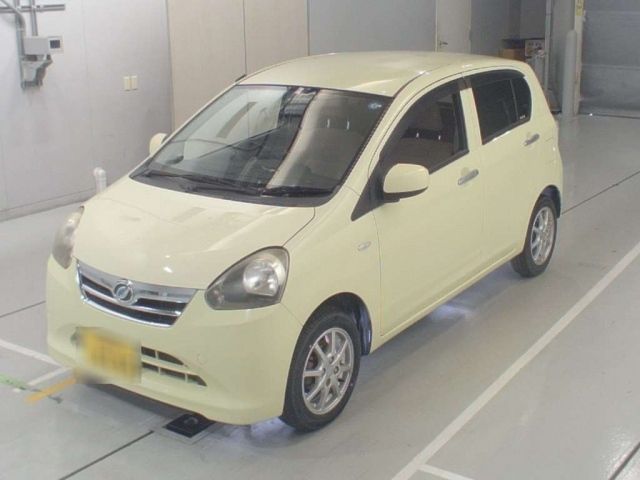 3717 DAIHATSU MIRA E S LA300S 2013 г. (CAA Chubu)